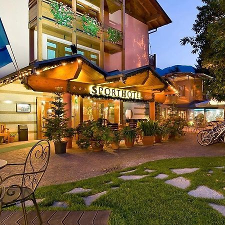 Sporthotel Rosatti Dimaro Dış mekan fotoğraf