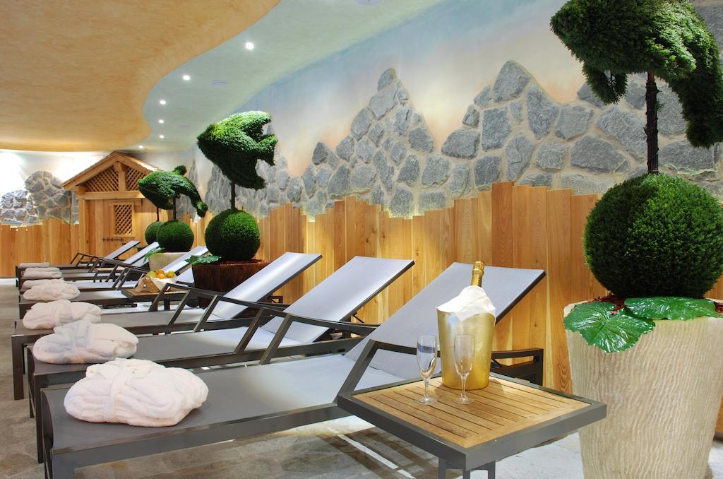 Sporthotel Rosatti Dimaro Dış mekan fotoğraf