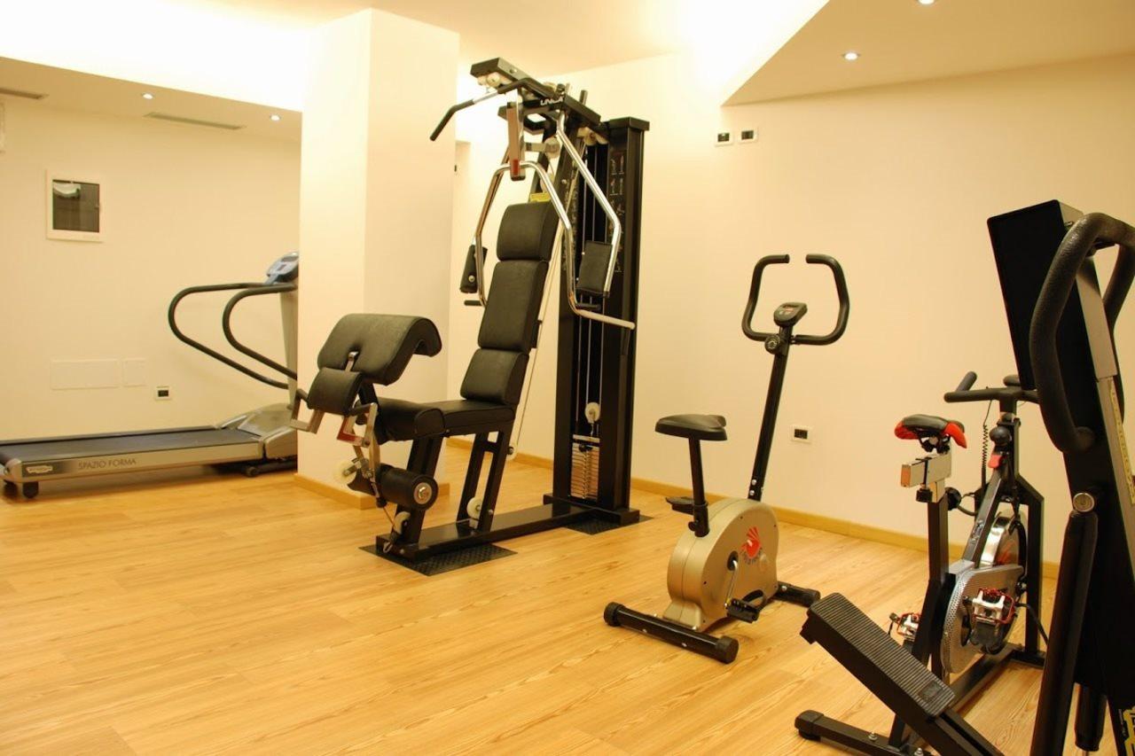 Sporthotel Rosatti Dimaro Dış mekan fotoğraf